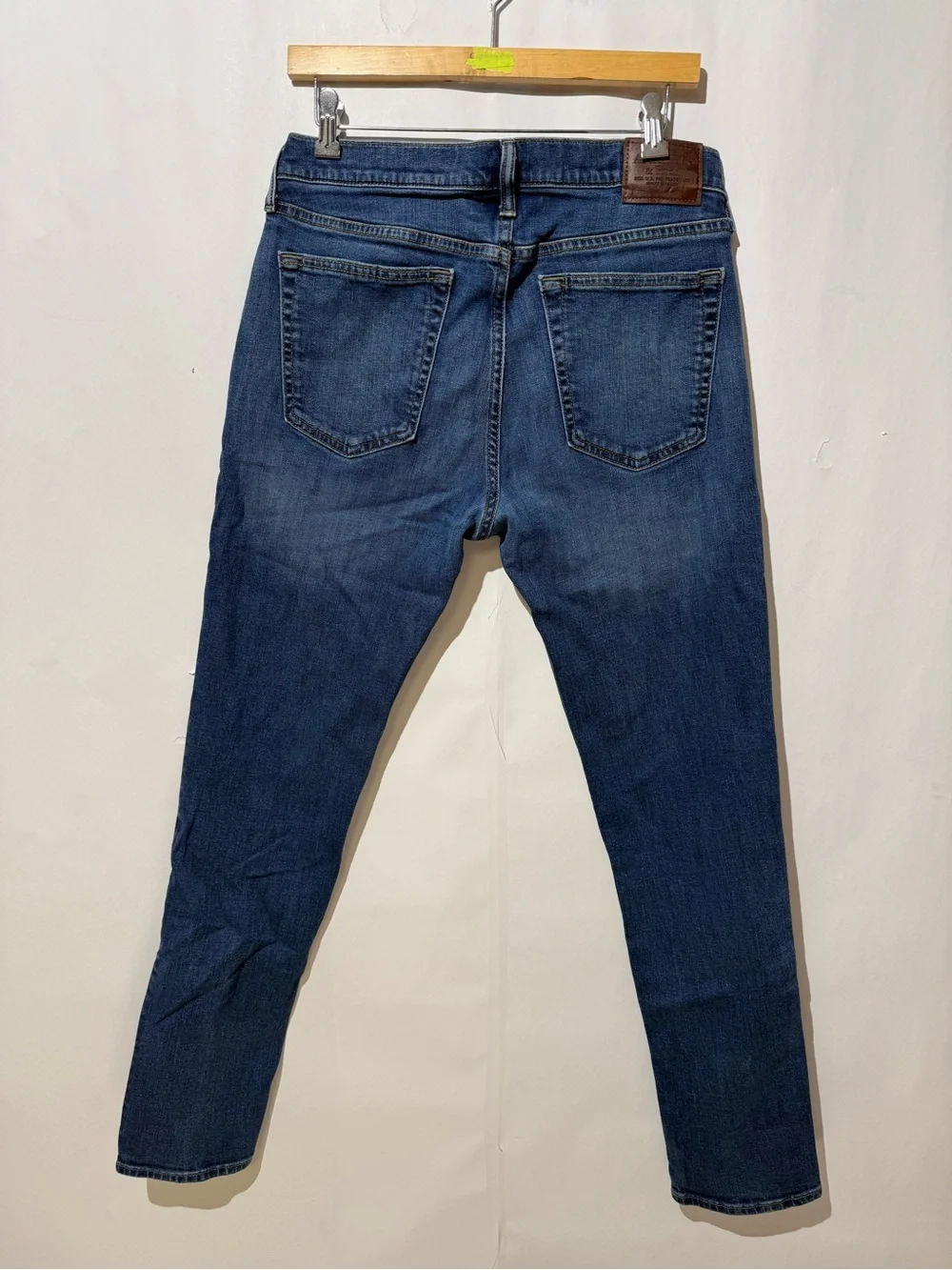 Abercrombie & Fitch men’s athletic skinny stretch denim jean 32x32